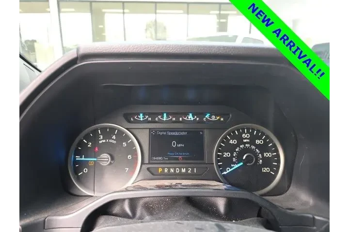 $22039 : Ford F-150 2015 4x2 XLT 4dr image 6