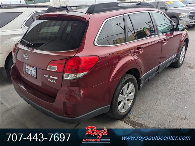 2012 Outback 2.5i Limited AWD image 3