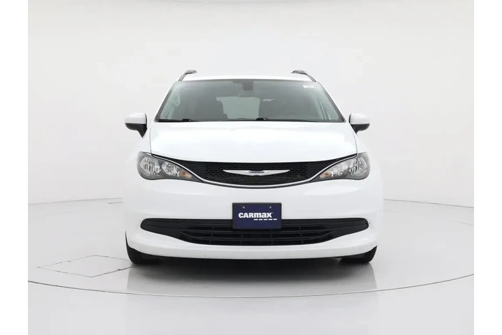 $17998 : Chrysler Voyager 2020 LXi 4d image 5