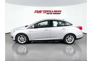 $6975 : Ford Focus 2017 SE 4dr Sedan thumbnail