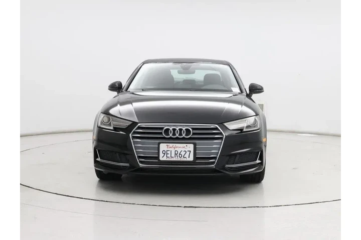 $17998 : Audi A4 2019 Titanium 40 TFS image 5