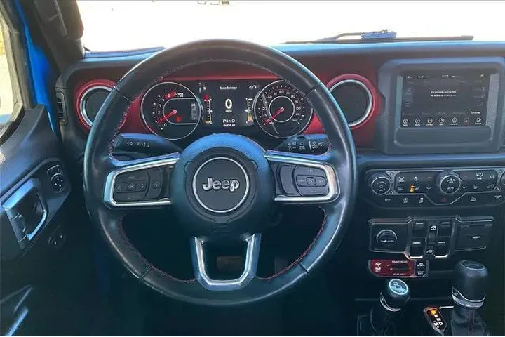 $39588 : Jeep Wrangler Unlimited 2021 image 5