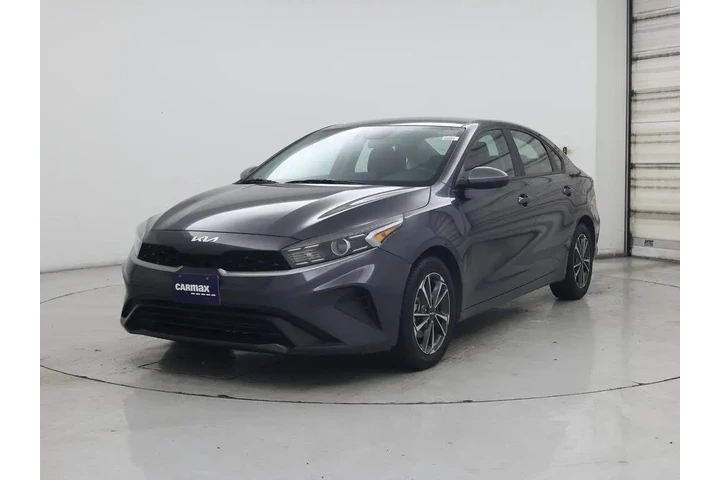 $17998 : Kia Forte 2024 LXS 4dr Sedan image 4