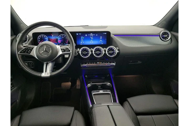 $28998 : Mercedes-Benz GLA 2025 GLA 2 image 9