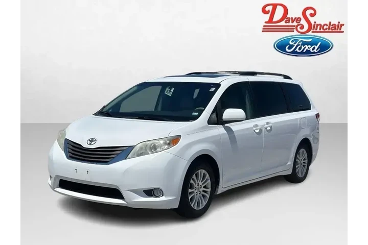 $12888 : Toyota Sienna 2014 XLE 7-Pas image 1