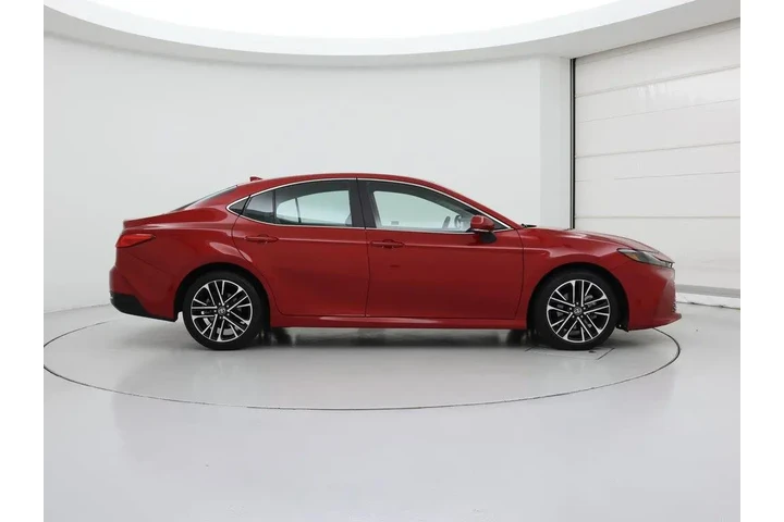 $32998 : Toyota Camry 2025 XLE 4dr Se image 7