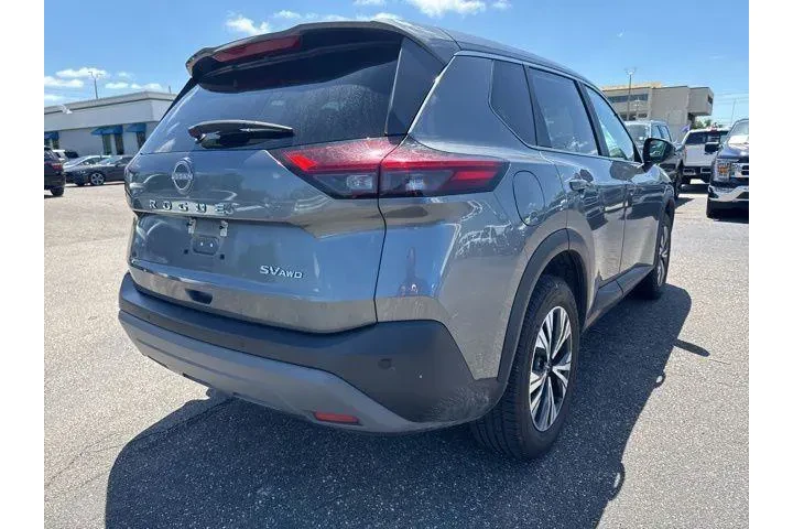 $33994 : Nissan Armada 2024 4x4 SV 4d image 5