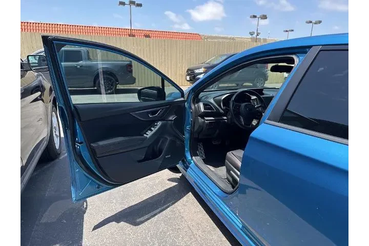 $14335 : Subaru Impreza 2018 AWD 2.0i image 9