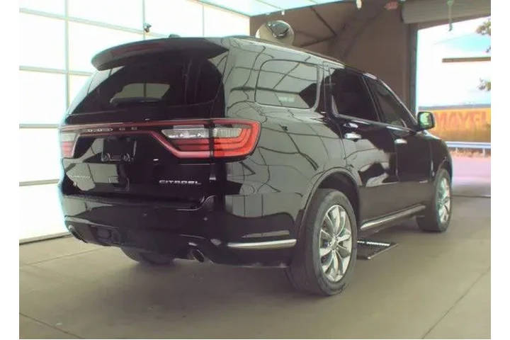 Dodge Durango 2022 AWD Citad image 3