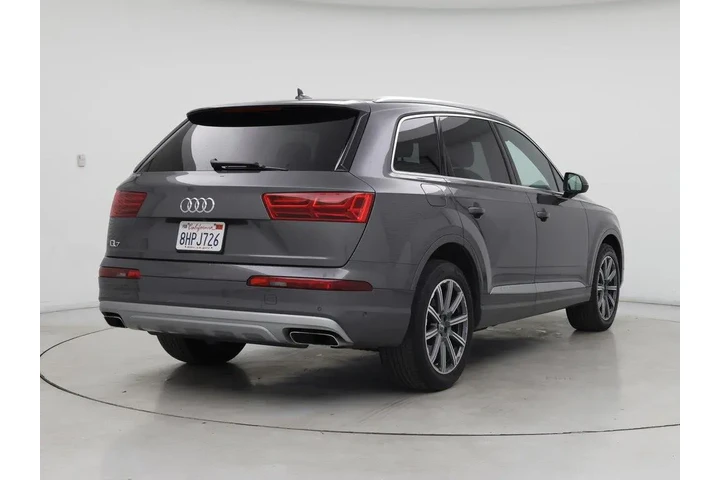 $24998 : Audi Q7 2019 AWD quattro SE image 8