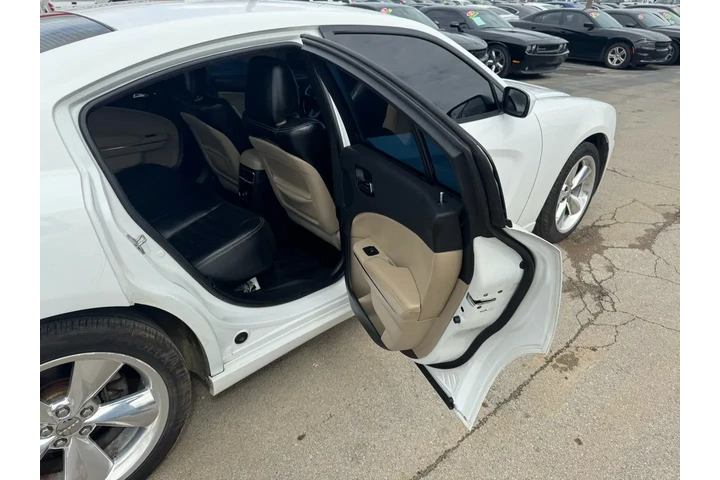 $8980 : 2013 Charger 4dr Sdn SXT RWD image 10