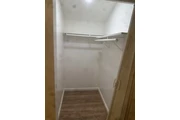 $1300 : Studio Apartment thumbnail