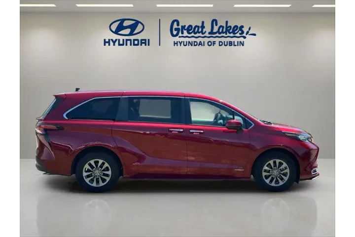 $35966 : Toyota Sienna 2021 XLE 7-Pas image 6