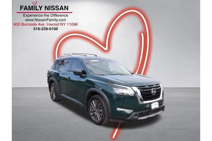 $28693 : Nissan Pathfinder 2023 AWD S image 1