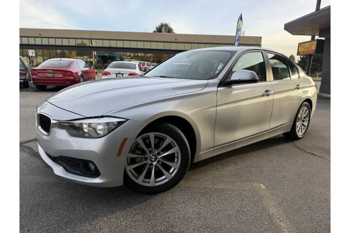 $10850 : 2017 BMW 3 Series 320i image 3