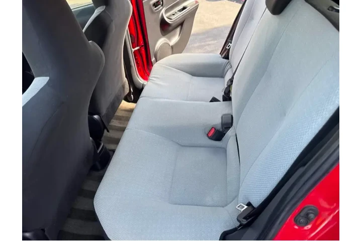 $4500 : Toyota Prius C 2017 image 7
