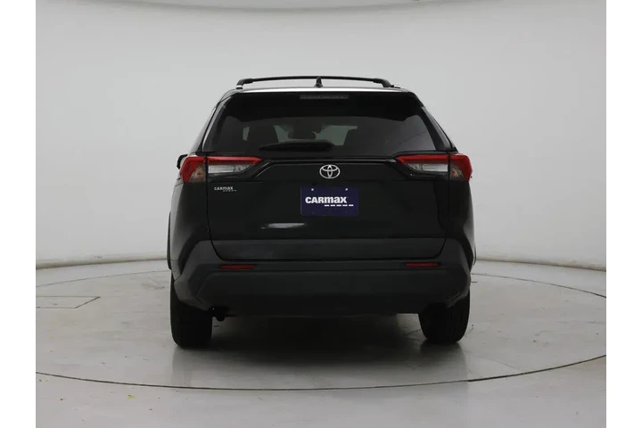 $20998 : Toyota RAV4 2021 AWD XLE 4dr image 6