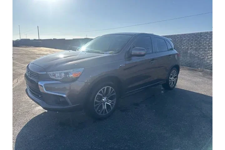 $11982 : Mitsubishi Outlander Sport 2 image 3