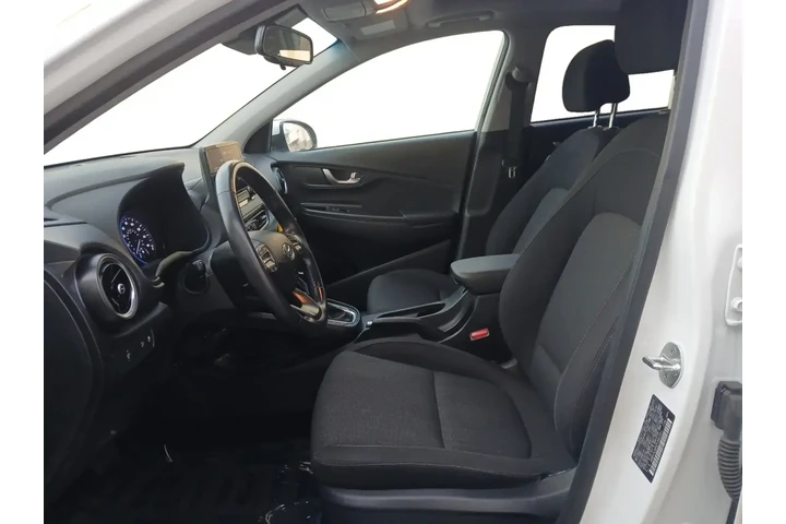 $22883 : Hyundai KONA 2023 AWD SEL 4d image 9