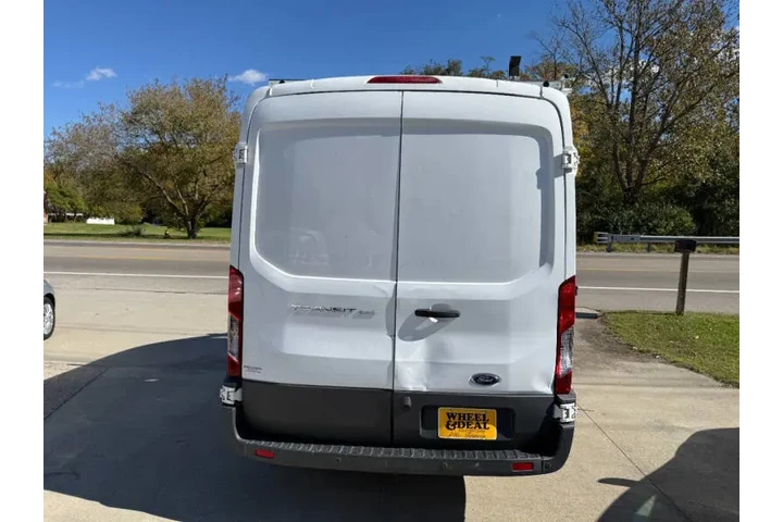 $13000 : 2017 Transit 250 image 9