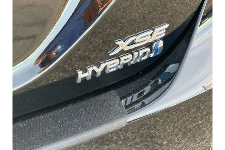 $29532 : Toyota Camry Hybrid 2023 XSE image 6