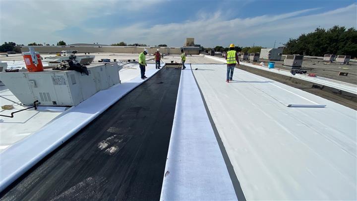 Gonzalez Roofing and More image 5