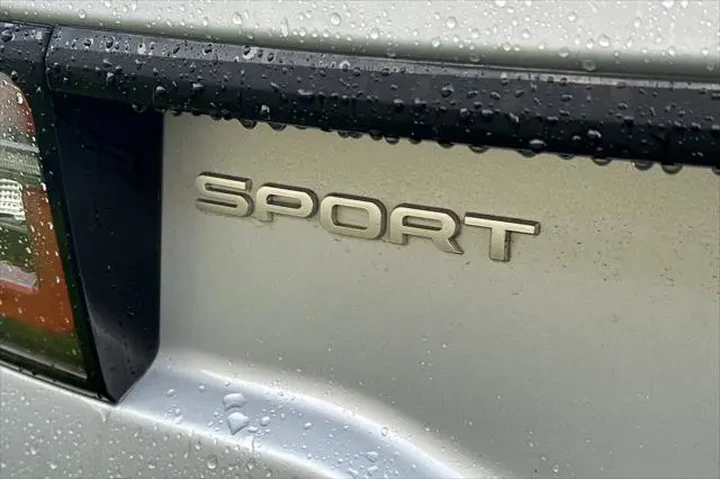 $19990 : Land Rover Discovery Sport 2 image 6