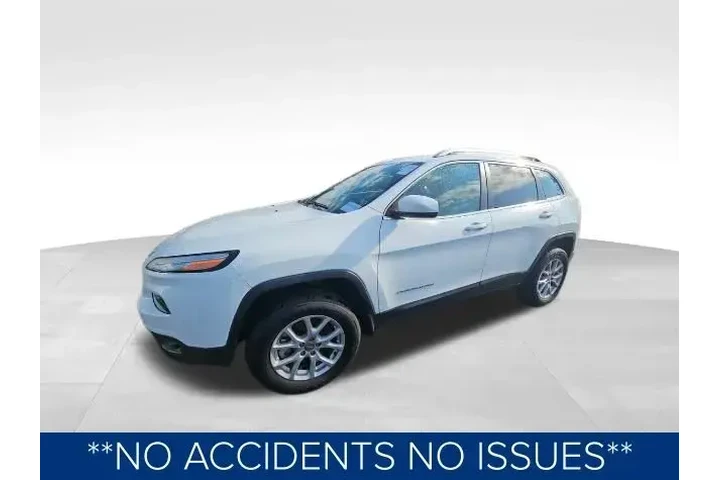 $16998 : Jeep Cherokee 2017 4x4 Latit image 2