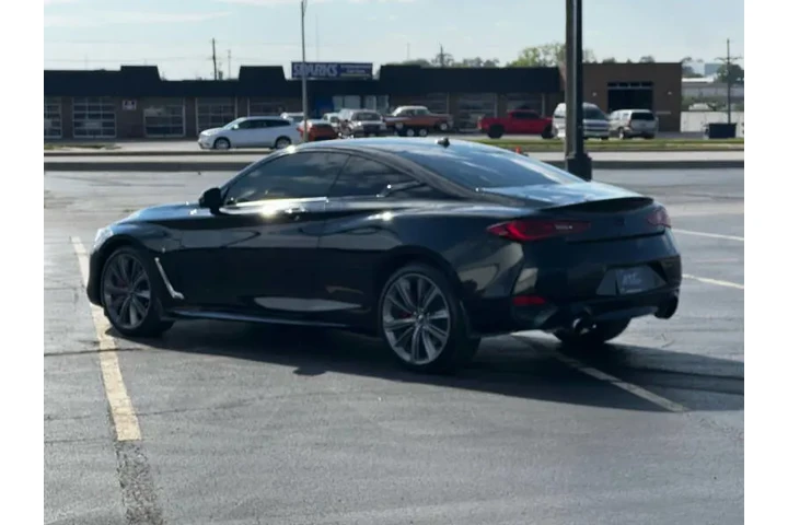 $26950 : 2018 Q60 Red Sport 400 image 4