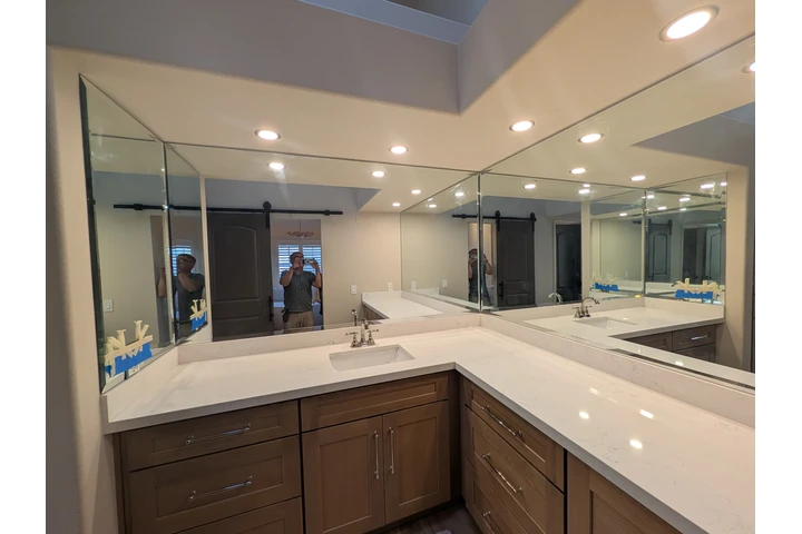 SHOWER DOORS, Ventanas y más. image 10