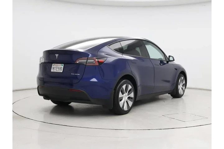 $39998 : Tesla Model Y 2024 AWD Long image 8