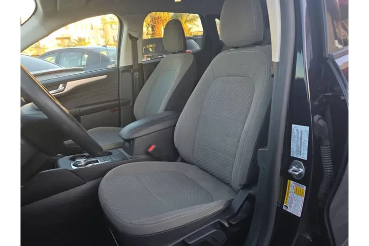 $15999 : 2021 Escape SE image 10