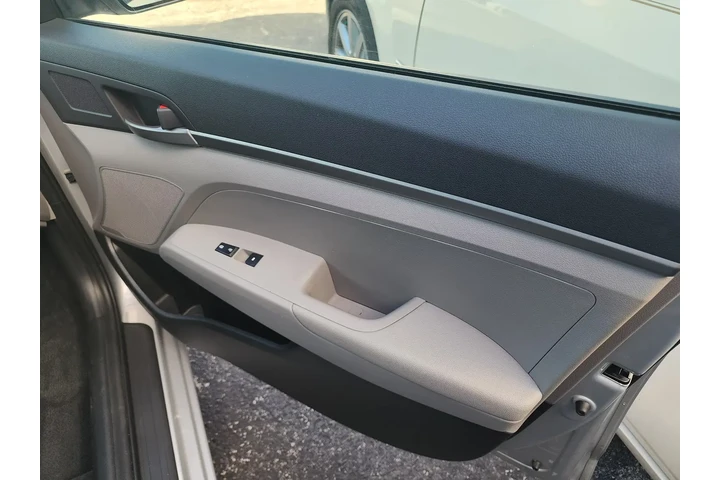 $4500 : 2018 Hyundai Elantra SE image 8