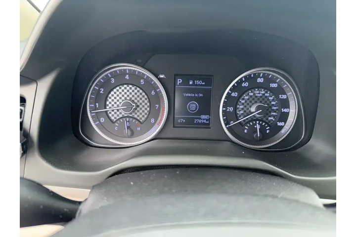 $17671 : Hyundai ELANTRA 2020 Value E image 1