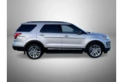 $11495 : Ford Explorer 2017 AWD XLT 4 thumbnail