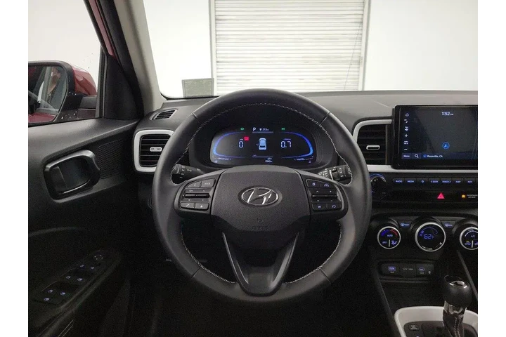 $21998 : Hyundai VENUE 2024 Limited 4 image 10