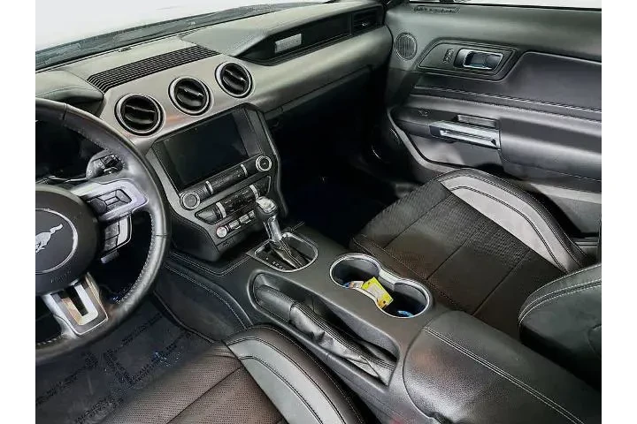 $24588 : Ford Mustang 2022 EcoBoost P image 10