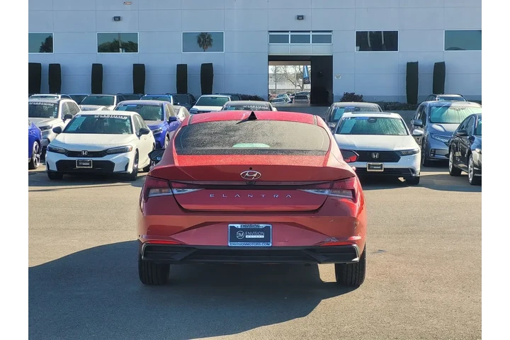 $9488 : Hyundai ELANTRA 2021 SEL 4dr image 5