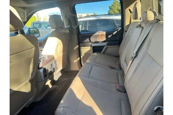 $28311 : Ford F-150 2019 4x4 Lariat 4 image 5