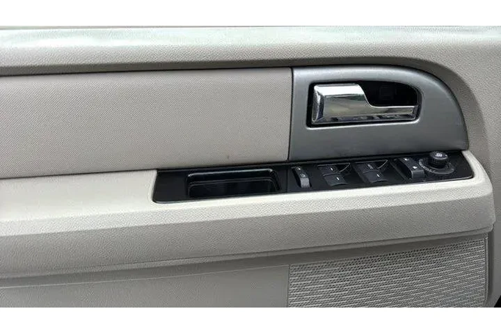 $11854 : Ford Expedition 2013 4x4 Lim image 10