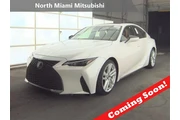 Lexus IS 300 2023 4dr Sedan en Miami