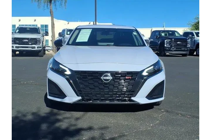 $24869 : Nissan Altima 2024 2.0 SR 4d image 2