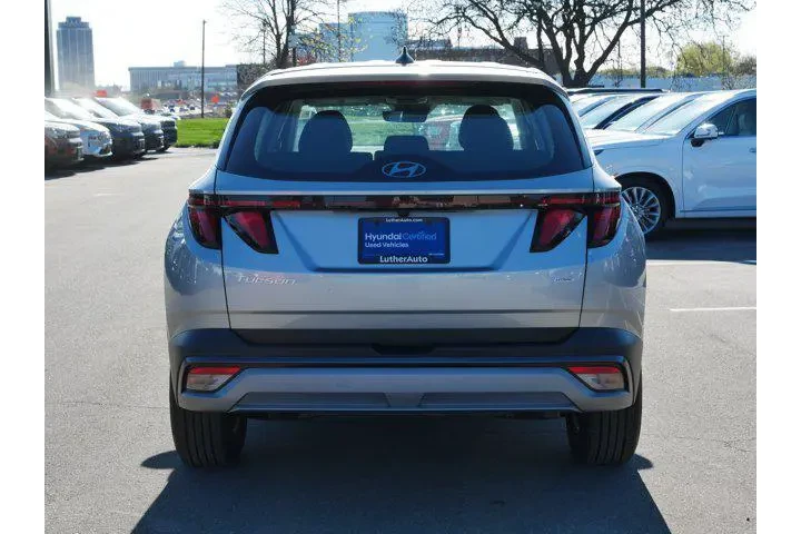 $27350 : Hyundai TUCSON 2025 AWD SE 4 image 6