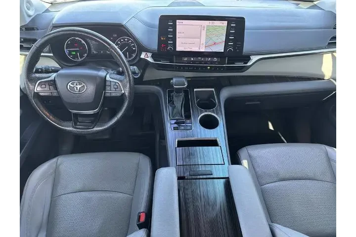 $39900 : Toyota Sienna 2024 Limited 7 image 8
