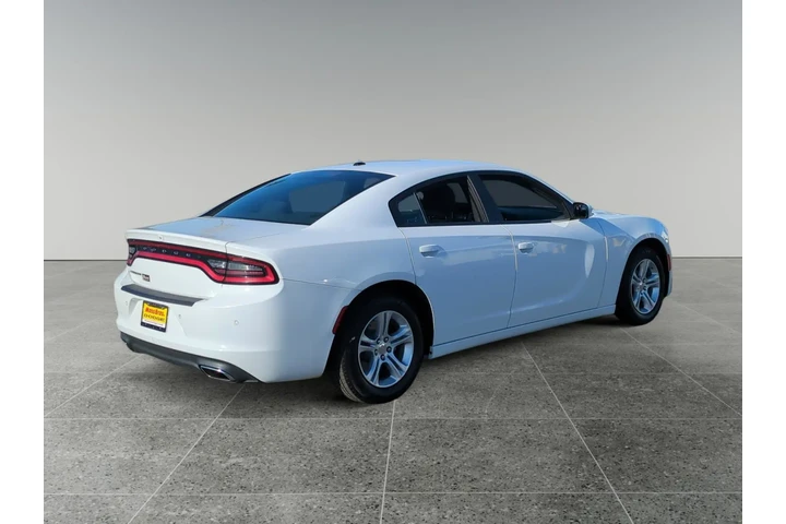 $18900 : Dodge Charger 2022 SXT 4dr S image 5