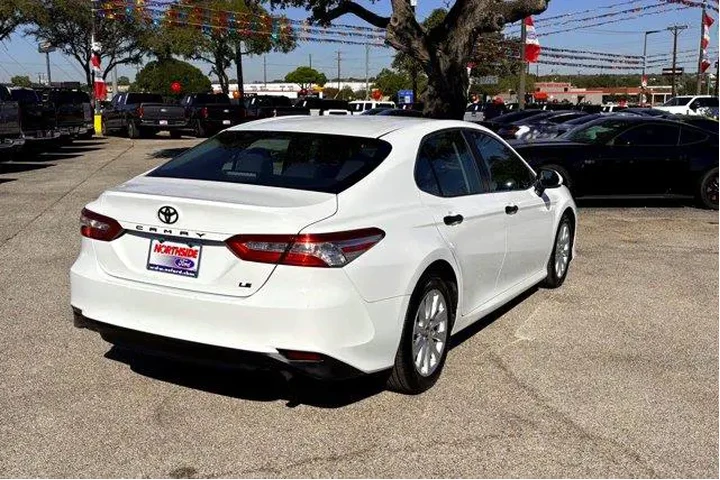 $14977 : Toyota Camry 2018 SE 4dr Sed image 7