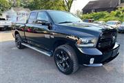 $21900 : 2014 RAM 1500 QUAD CAB2014 RA thumbnail