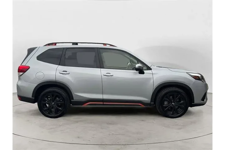 $30588 : Subaru Forester 2024 AWD Spo image 6