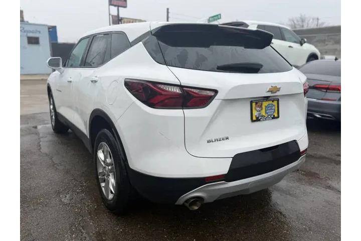 2020 Blazer LT image 6