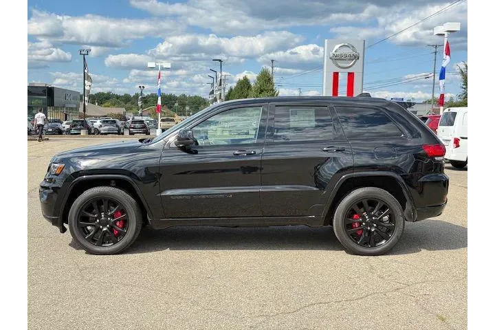 $27911 : Jeep Grand Cherokee WK 2022 image 6